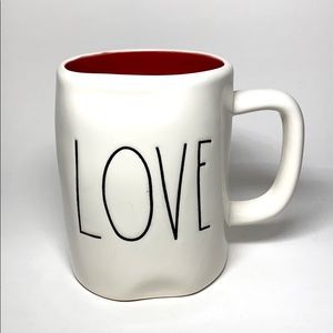 NWT RAE DUNN LOVE LL MUG RED INTERIOR VALENTINES